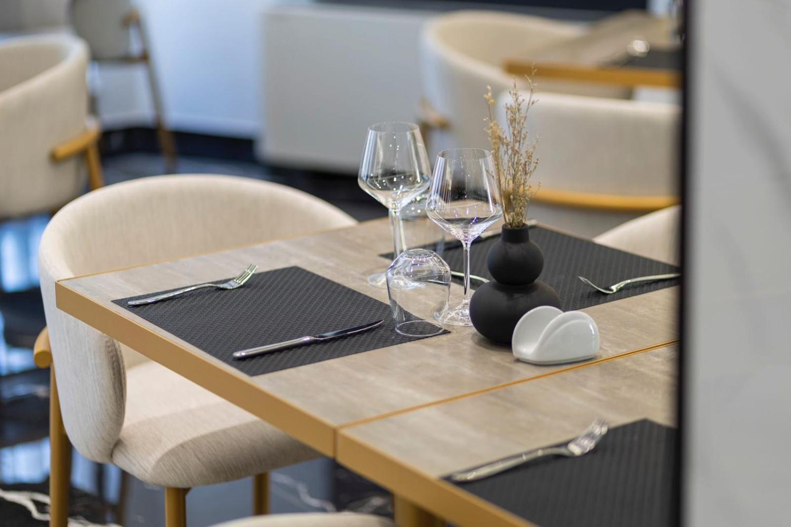Destiny Hotel & Spa Yzberishti Eksteriør bilde
