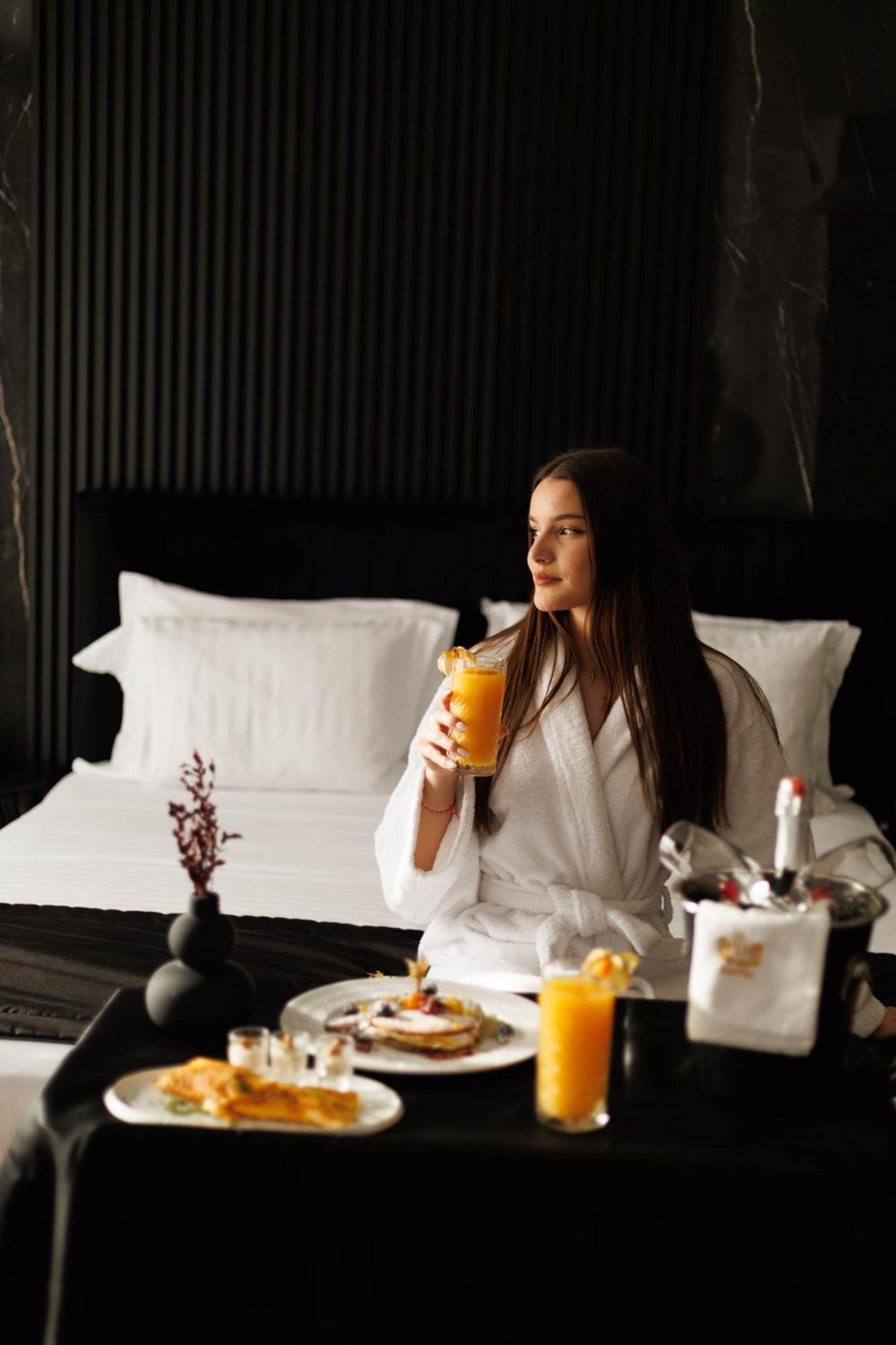 Destiny Hotel & Spa Yzberishti Eksteriør bilde