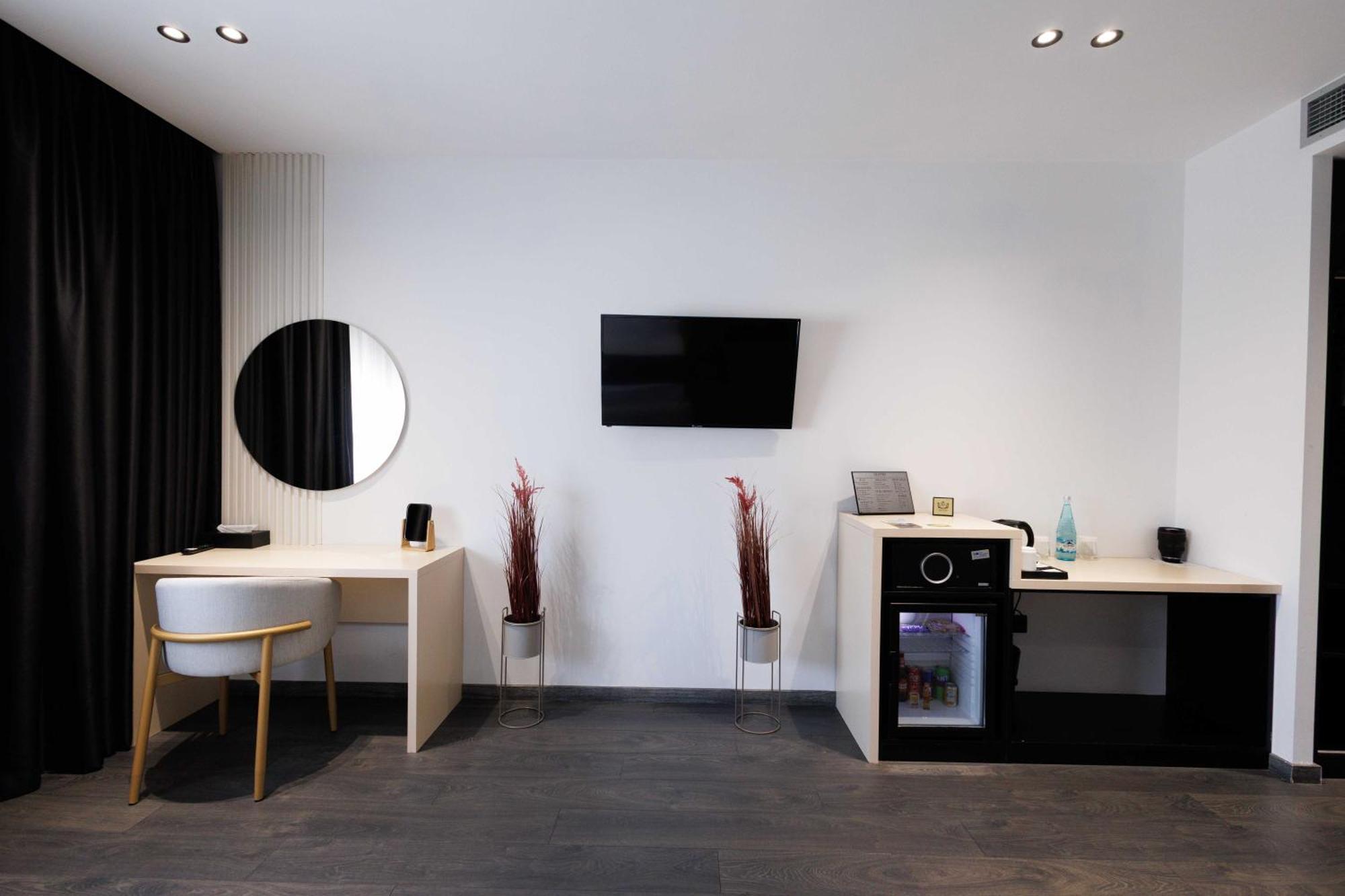 Destiny Hotel & Spa Yzberishti Eksteriør bilde